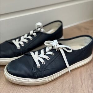 Gucci Black and White Leather Sneakers